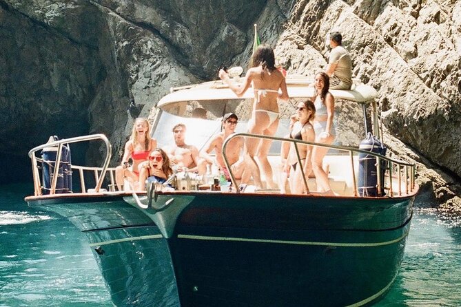 Positano , Praiano to Capri private boat tour - The Capri Arrival Plan: Grottos, Rocks, and Sea Stops