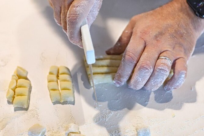 Positano: Small Group Cooking Class with Dessert & Drink - When to Book: Popular Class Timing