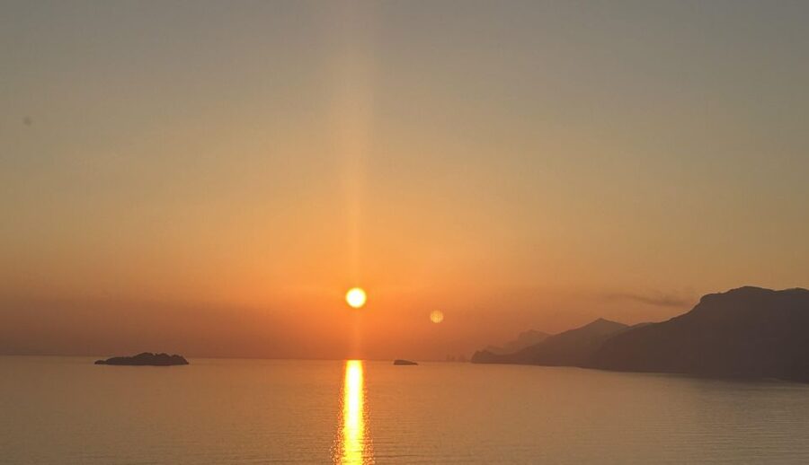 Positano: Sunset Group Boat Tour Amalfi Coast with Prosecco - The route, stop by stop: Positano, Praiano, and the dramatic bends