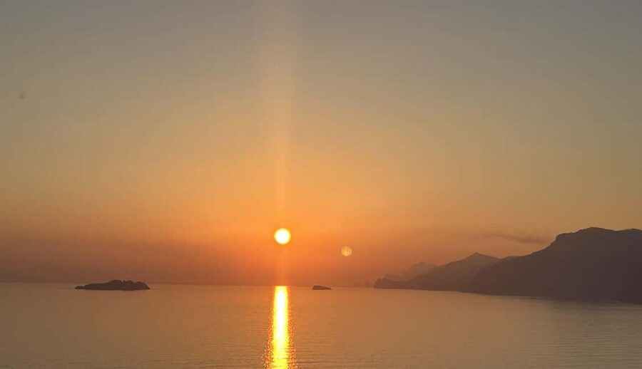 Positano: Sunset Group Boat Tour Amalfi Coast with Prosecco - Weather and sea reality: when sunset plans change