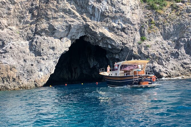 Private Amalfi Coast Tour by Gozzo Sorrentino Boat - Stop 2, Marmorata waterfall: a cool break you might not expect