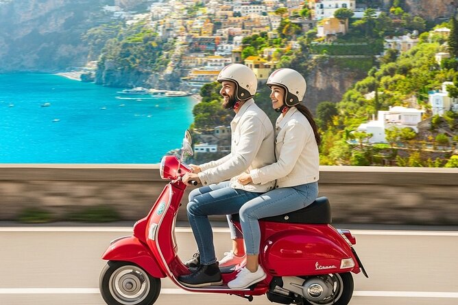 Private audio-guided Amalfi Coast Vespa Tour with driver - Why a private audio-guided Vespa works better than a bus day