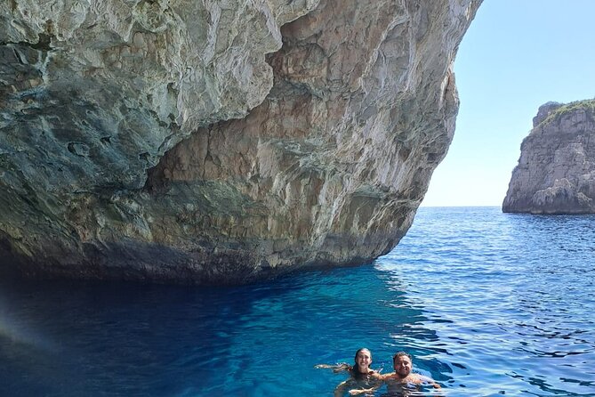 Private Boat Tour Along the Amalfi Coast - Price and value: $975.33 per group up to 12 people