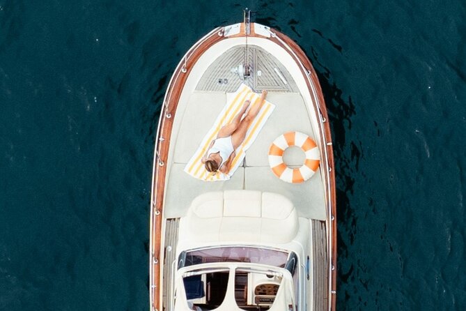 Private Boat Tour Along the Amalfi Coast from Positano - Meeting point at Positano and settling in quickly