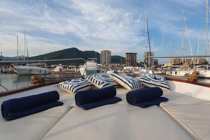 Private Boat Tour Amalfi Coast or Capri - Optional lunch by private beach: how to plan it without wasting time