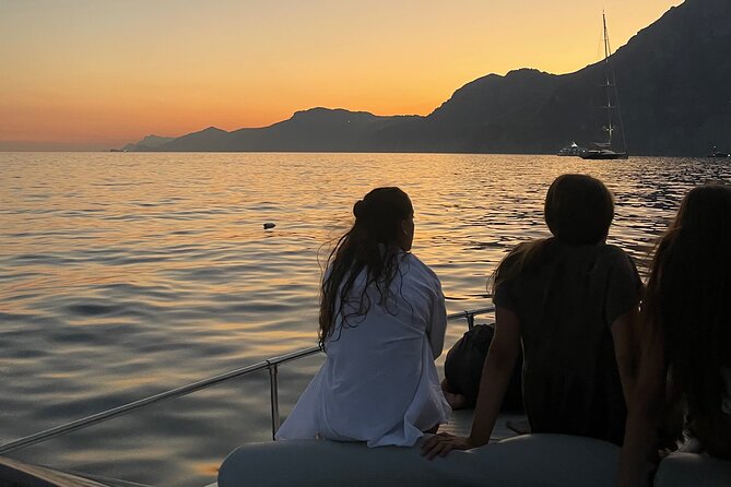 Private Boat Tour at Sunset on the Amalfi Coast - The 2-Hour Plan and How the Timing Shapes the Views