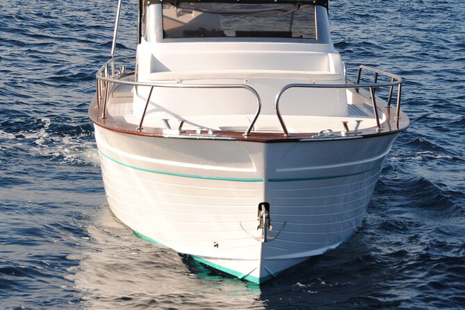 Private Boat Tour of Capri from Positano - Faraglioni by sea: seeing the 100-meter rocks up close