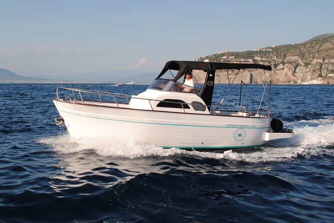 Private Boat Tour of Capri from Positano - Punta Campanella And Li Galli: the sea opens the day