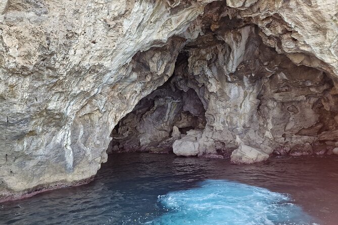 Private Boat Tour of Capri from the Amalfi Coast - Lunch is not included, so plan your food strategy