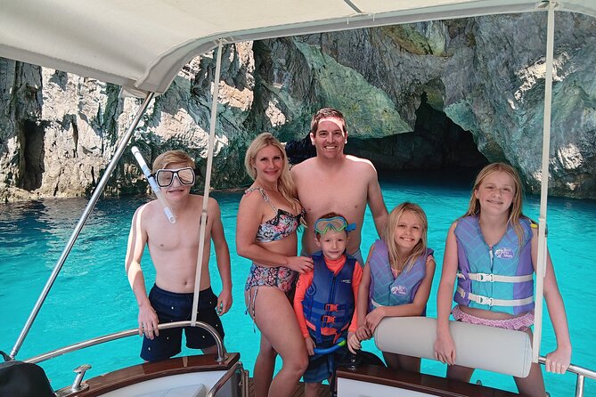 Private Boat Tour of Capri with stop in Nerano for lunch - Tordigliano swim and snorkeling: clear water, short and sweet