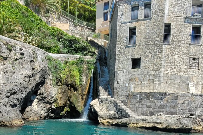 Private Boat Tour of the Amalfi Coast - Amalfi landing: using one hour on the real town streets