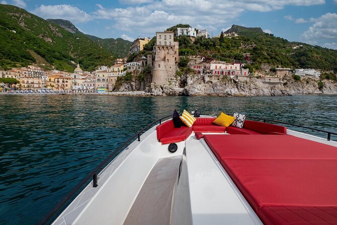 Private Boat Tour on the Amalfi Coast - Drinks, Snacks, and Limoncello: The Onboard Value You Feel