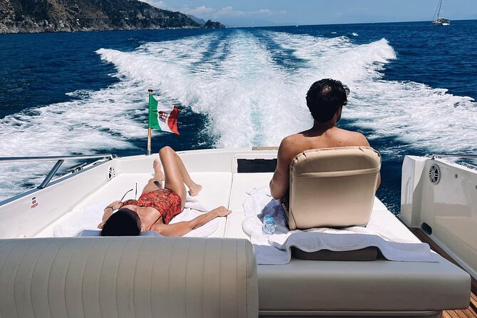 Private boat tour to Capri - Cruising the Tyrrhenian Sea for real Amalfi Coast vibes