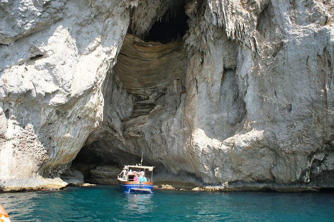 PRIVATE CAPRI ISLAND & BLUE GROTTO Full Day boat tour. - White Grotta, Natural Arch, Faraglioni, Grotta Verde: quick stops with big payoffs