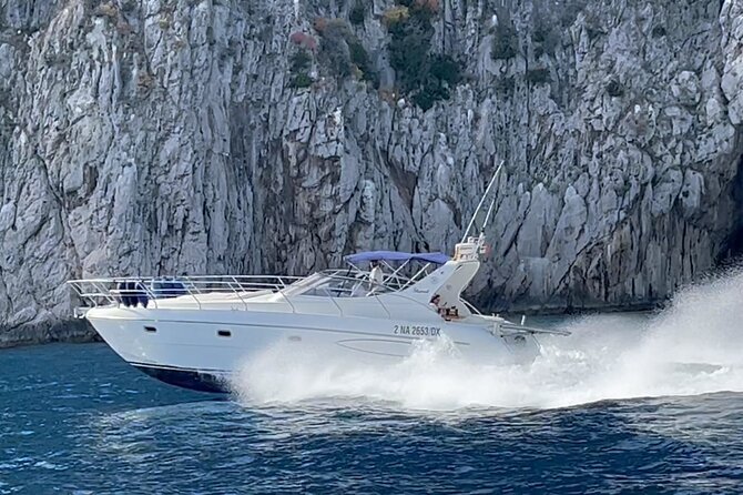 Private Cruise to Capri and Amalfi coast from Positano or Amalfi - yacht 40' - Your Private 40-foot Yacht: comfort, crew, and what’s actually included