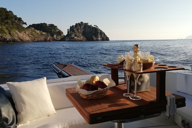 Private Cruise to Capri and Amalfi coast from Positano or Amalfi - yacht 40' - Nerano stop: a break for lunch or a second swim
