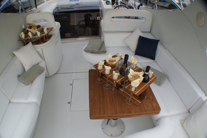 Private Cruise to Capri and Amalfi coast from Positano or Amalfi - yacht 40' - Price and value: is this yacht day worth $3,386 per group?