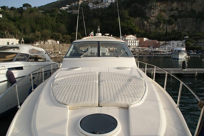 Private Cruise to Capri and Amalfi coast from Positano or Amalfi - yacht 50' - The Nerano stop: lunch option or a quieter swim moment
