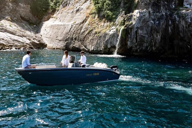 Private Day Boat Trip to Capri and Blue Grotto from Positano - Private boat up to 5: what the day feels like on the water