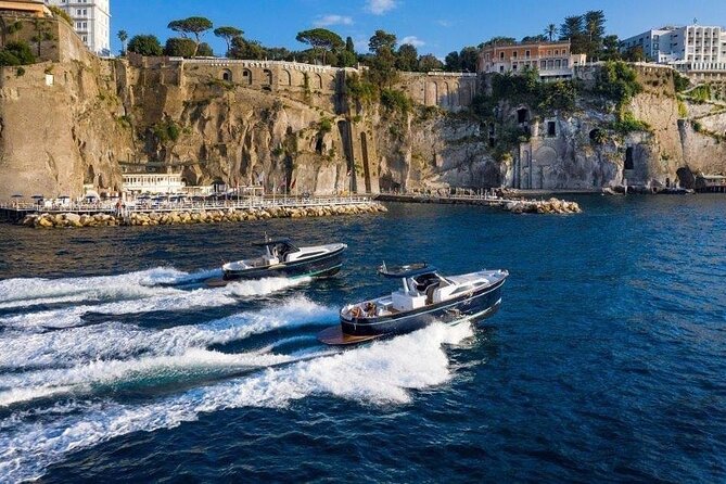 Private Full-day Luxury Boat Tour to Capri from Amalfi Coast - Your day on the boat: comfort, WiFi, and the luxury basics that matter
