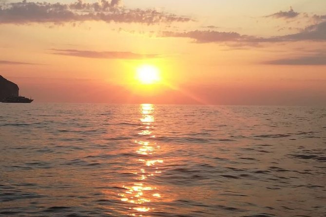 Private Sunset Cruise with Prosecco Onboard - The route plan: Positano’s vertical city and Praiano from the sea