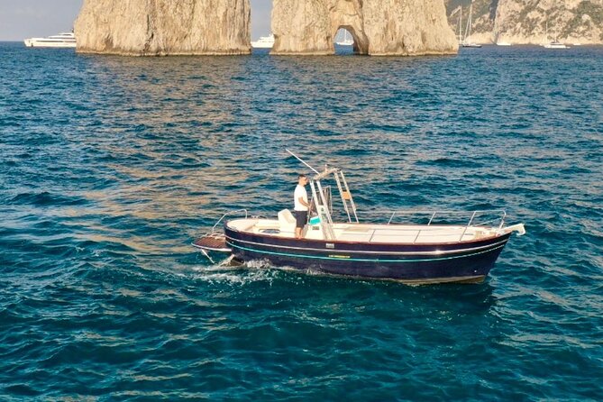 Private Sunset Tour 1.5 hours with Aperitif on Board - The aperitif vibe: snacks, drinks, and a calmer pace
