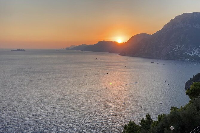 Private Sunset Tour 1.5 hours with Aperitif on Board - Who this tour suits best (and who should choose something else)