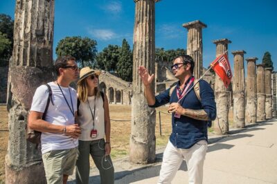 Private Tour of Pompeii with Wine Tasting & Lunch from Positano