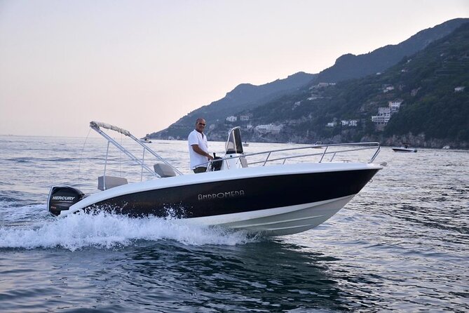 Private tour with skipper Amalfi coast - From Salerno, the Amalfi Coast starts right at the waterline