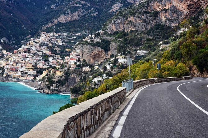 Private Transfer: From Amalfi (hotel) to Naples (hotel-airport-train station) - Small luggage rules that can affect your day
