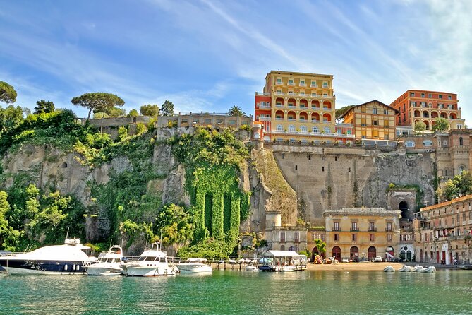 Private transfer from Amalfi to Sorrento with 2h Stop in Pompeii - How your driver helps (without pretending to be a full guide)