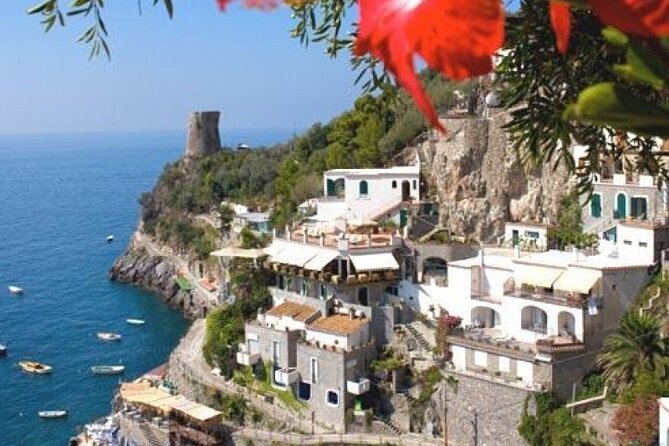 private transfer from priano to naples - Pickup in Praiano: Luggage Help and Pickup-Point Accuracy