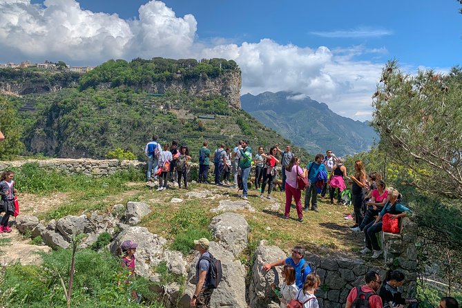 Private walking tour of Amalfi & Atrani hamlets discovering amazing landscape - How your guide plans your Ravello hour (villas Rufolo and Cimbrone)