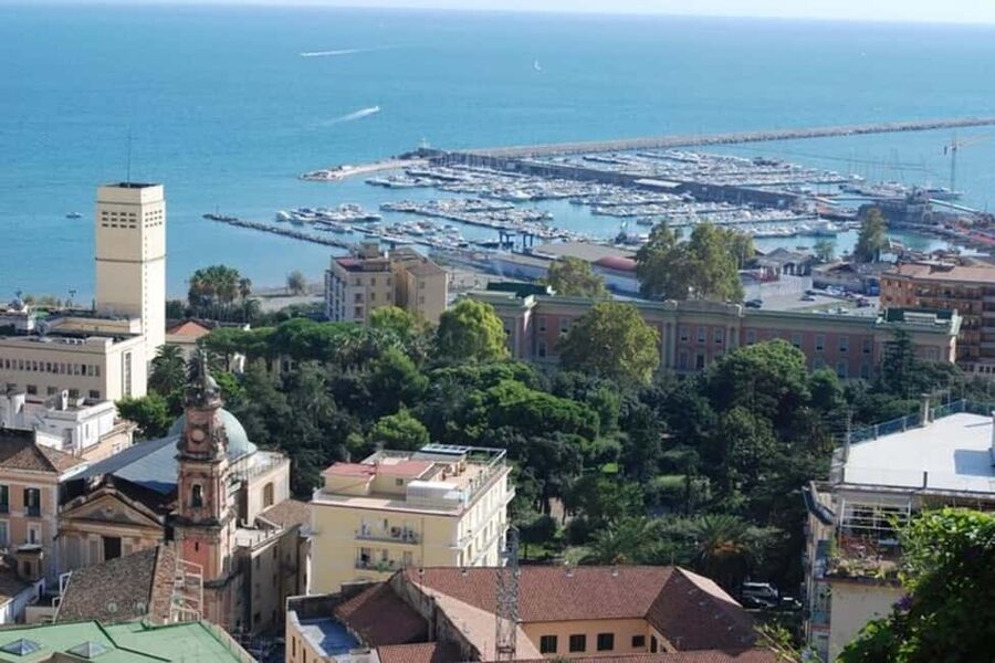 Salerno : Must-See Attractions Walking Tour - Meeting at Via Andrea Sabatini, 4, and Getting Oriented Fast