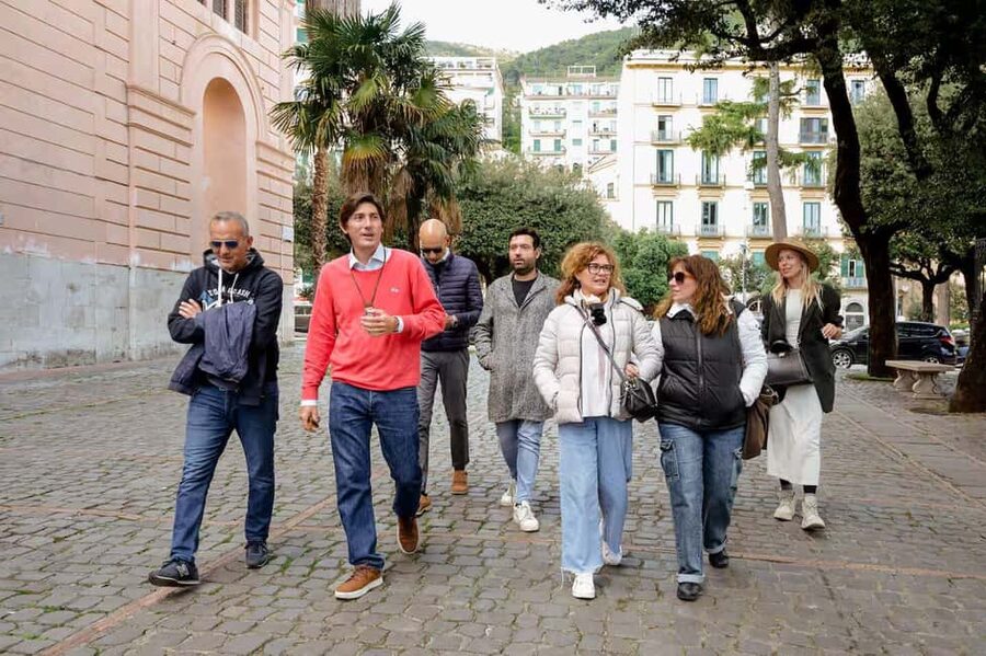 Salerno: Old town Walking Tour with Local Expert Guide - Key things you will notice on this Salerno walk