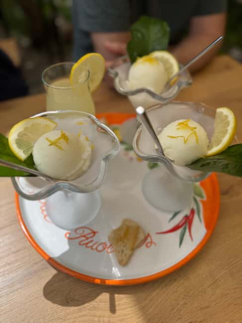 Sentiero dei Limoni: Walk Through Lemon Groves and Sea Views - Maiori meeting point: where your lemon walk starts