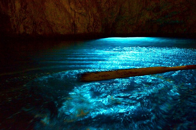 Small Group Amalfi Coast Boat Day Tour from Amalfi - Positano on your own: 1.5 hours for lanes, church views, and smart shopping