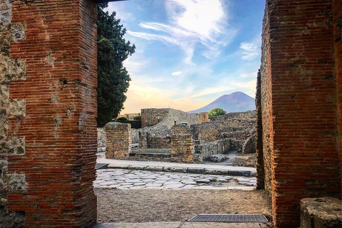 Small Group Guided Pompeii Tour from Positano - The Drive to Pompeii: What You Gain (and What to Expect)
