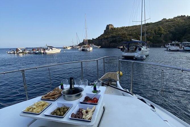 Small group tour of the Amalfi Coast - Conca dei Marini Dip, Quick Photos, and Fjord-Style View Time