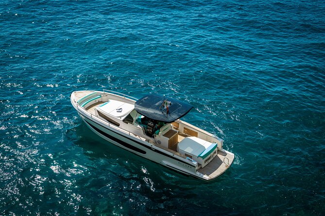 Small Group Tour to Positano by Boat at Sunset - Praiano stop: 15 minutes built for photos