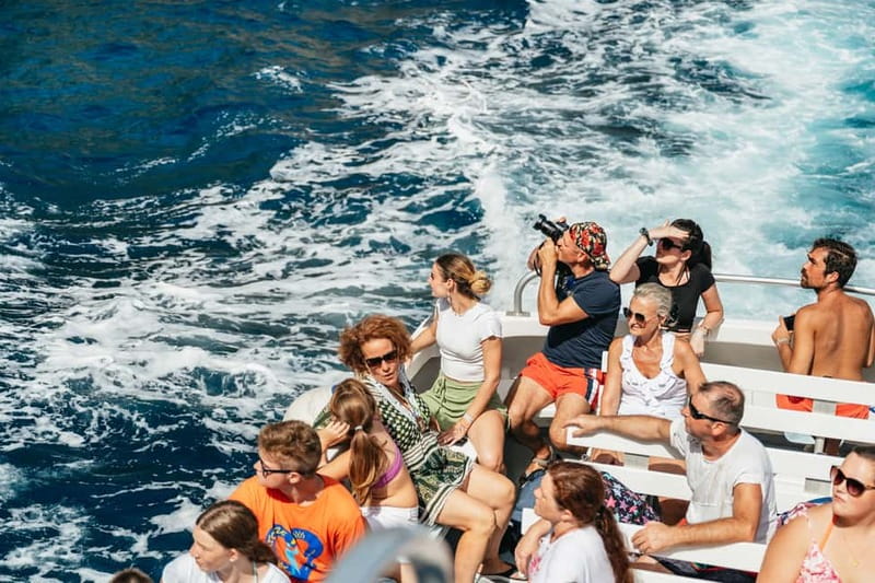 Sorrento: Coast and Capri Boat Trip with Limoncello Tasting - Landing in Capri: using your free 6 hours without stress