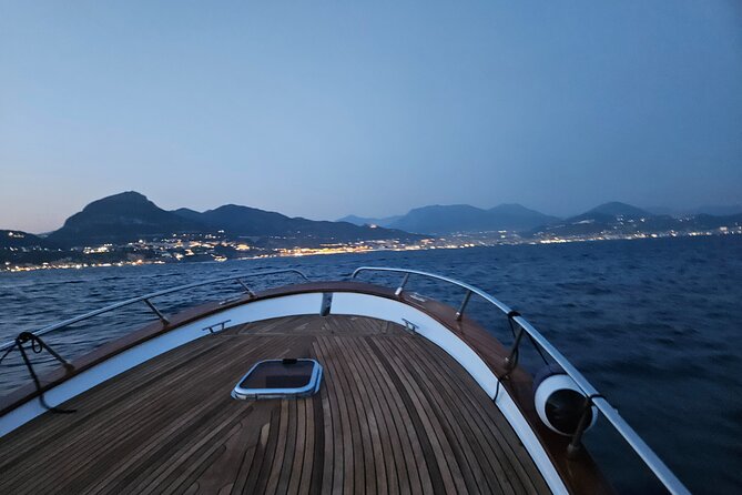 Sunset Boat Tour DA Positano, Amalfi Amalfi Coast - Sunset toast and onboard aperitif: what you should plan to eat
