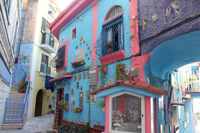 The Amalfi Coast by the sea, Positano Amalfi from Salerno - Salerno walking time for monuments and everyday history