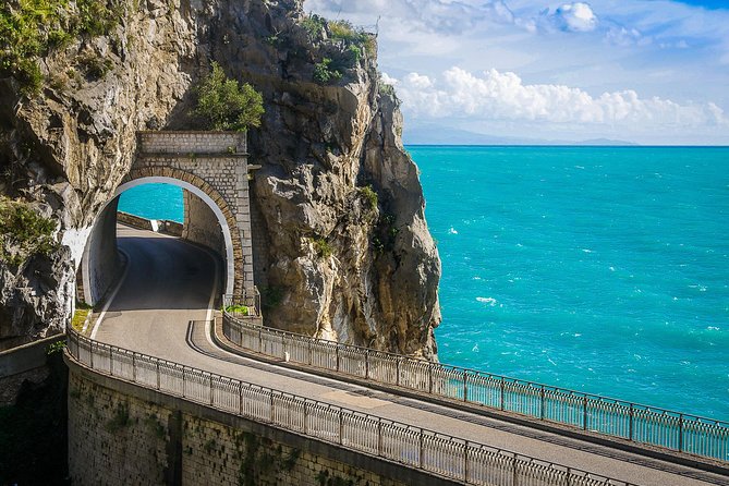 Transfer from Naples to Positano with 2 hours Private Tour in Herculaneum - Why Herculaneum is a smart use of your time