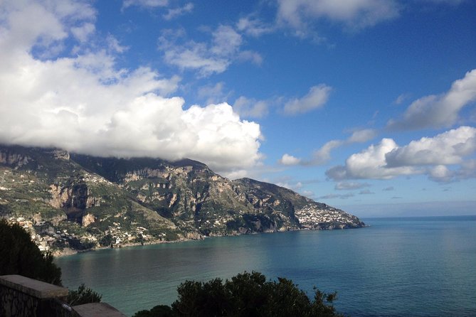 Transfer from Positano to Naples - When to book and how to plan for trains, ports, and early mornings
