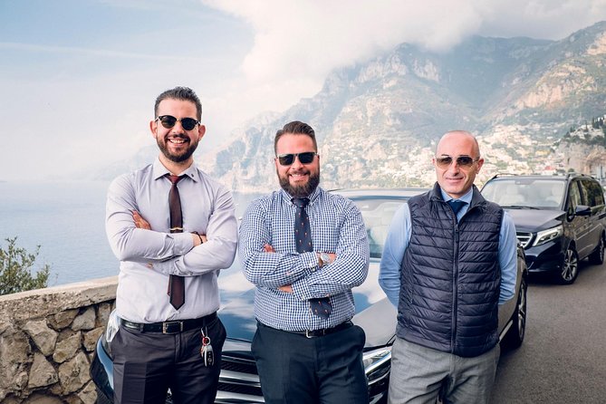 Transfer Naples - Positano - Pickup in Naples, From Airport to Hotel Without the Hunt