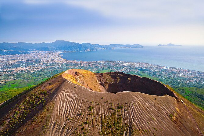 Vesuvio and Pompeii Tour from Salerno - The shuttle to Pompeii: a 40-minute reset
