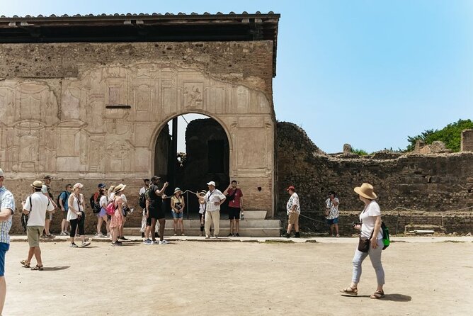 Visit of Pompei and Wine Tasting with Lunch from Amalfi - Transitioning to Vesuvius: From Ancient Streets to Vineyard Views