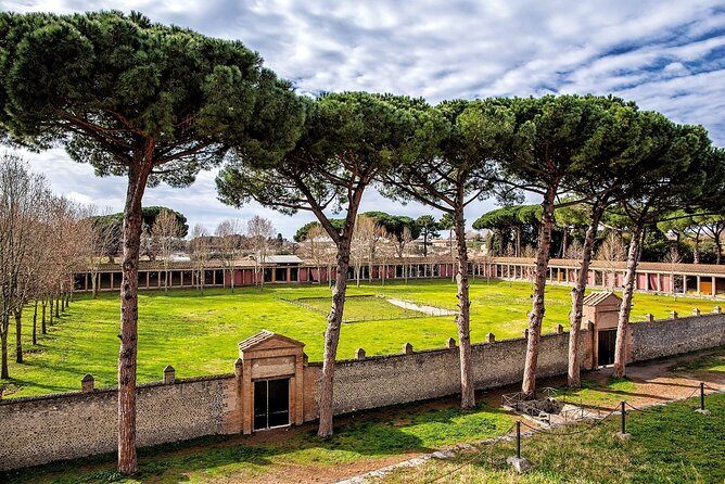 Visit the Pompeii ruins from Salerno with Pizza Lunch - The real logistics you should plan for: heat, shade, and pacing