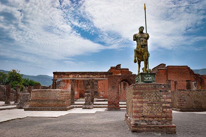 Visit the Pompeii ruins from Salerno with Pizza Lunch - The specific Pompeii sights you should expect to see